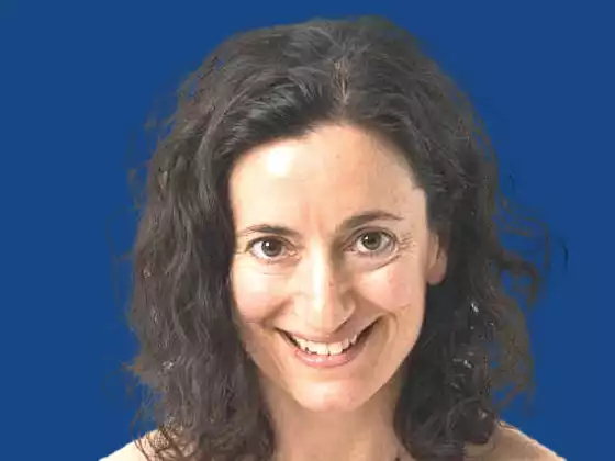 Laura Kupperman,
                            Health & Wellness, Health & Wellness, Health & Wellness
                            Expert at Paket Perjalanan Yoga