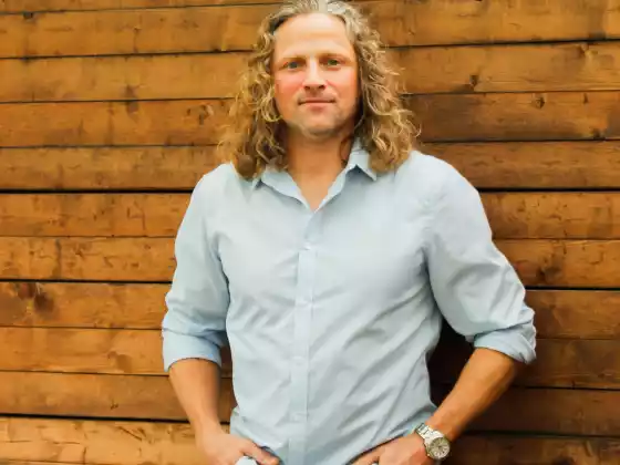 James Keegan,
Health & Wellness, Spirituality, Health & Wellness
Expert at Simposium Titik Balik Matahari Musim Panas